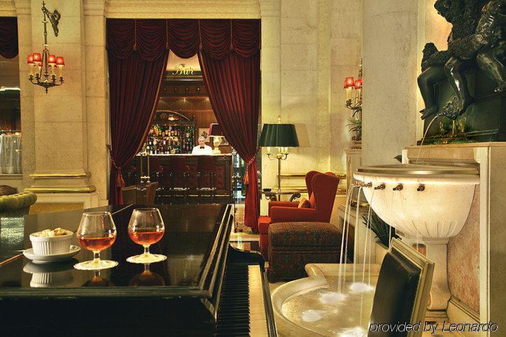 Hotel Avenida Palace Lisabona Restaurant foto The bar at the St. Regis New York