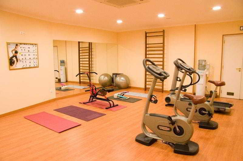 Hotel Avenida Palace Lisabona Exterior foto A typical gym