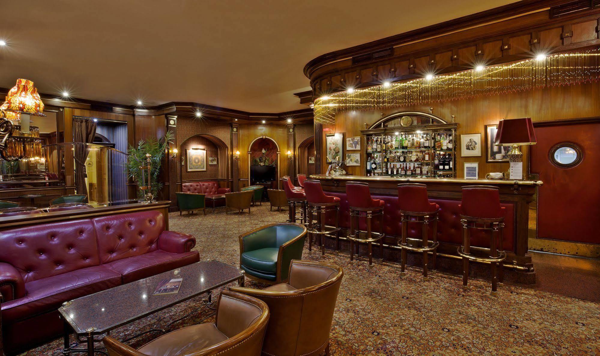 Hotel Avenida Palace Lisabona Exterior foto The bar at the Savoy