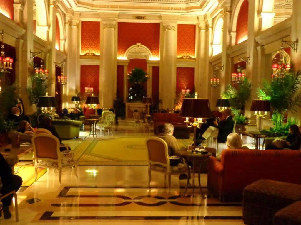 Hotel Avenida Palace Lisabona Exterior foto Lobby