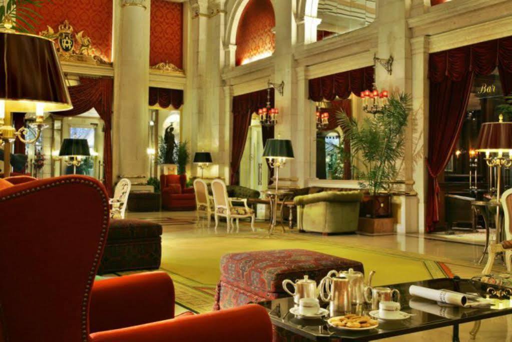 Hotel Avenida Palace Lisabona Exterior foto Lobby